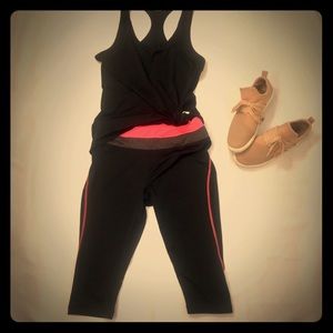 Cropped workout leggings